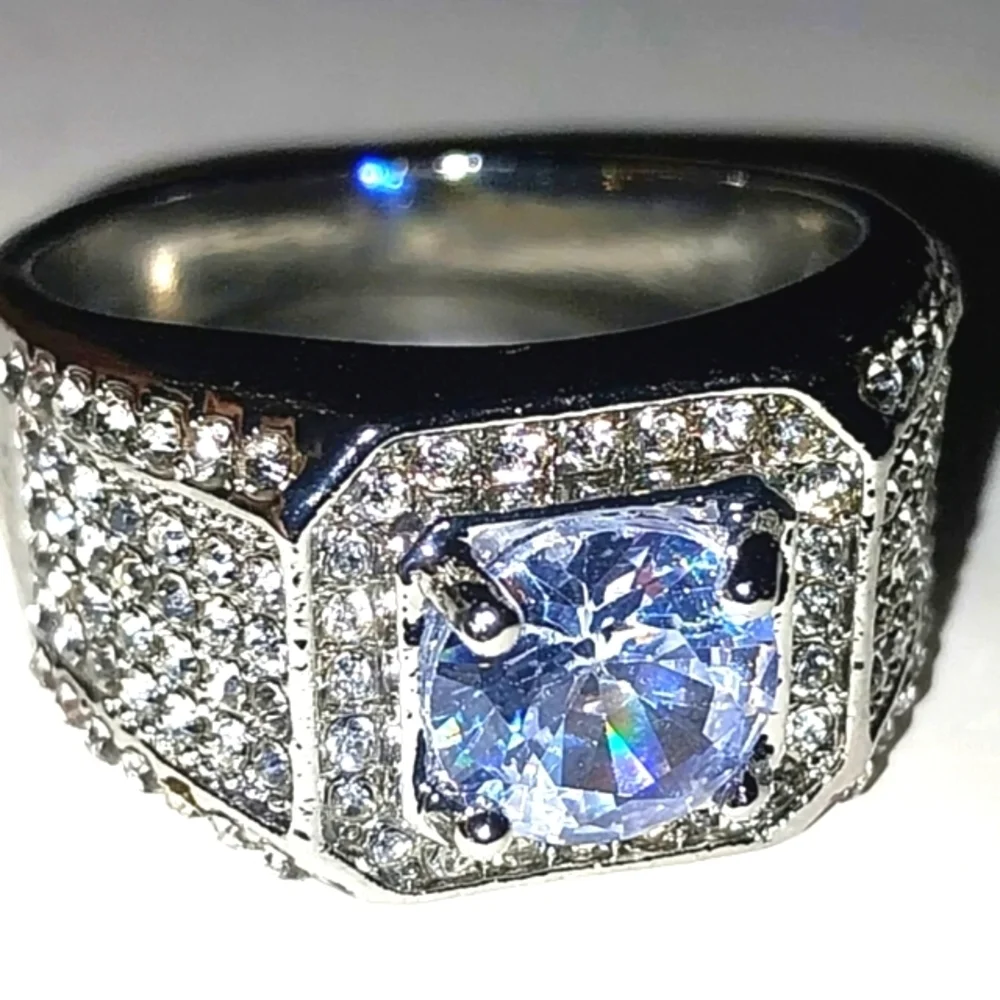 Glamorous Silver Statement Ring with Sparkling Centerpiece